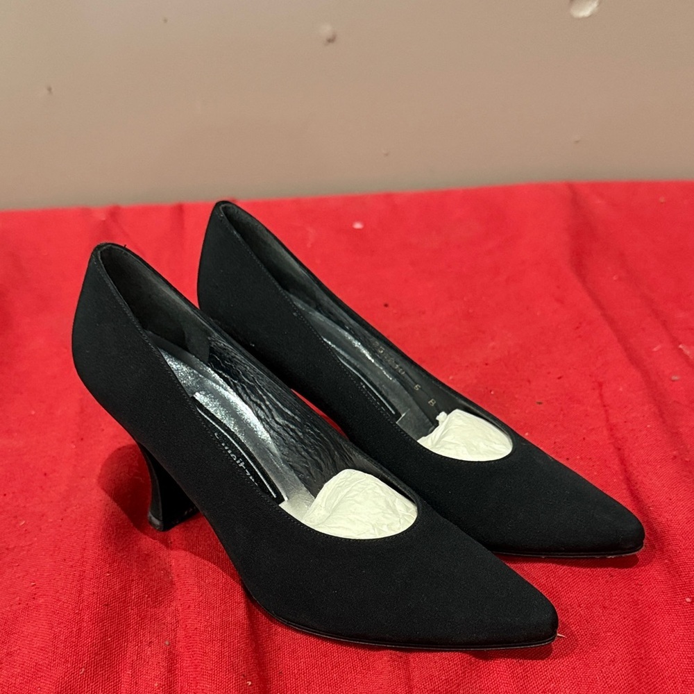 Stuart Weitzman Classic Black Heels